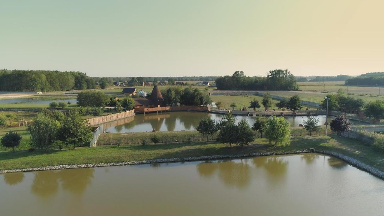 Tatarska Zagroda - Agroturystyka Dolina Baryczy Noclegi - Domek Danielek Krosnice Buitenkant foto